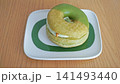 美味しい抹茶チョコドーナツ 141493440