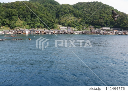 舟屋の並ぶ風景 舟屋の並ぶ風景 141494776