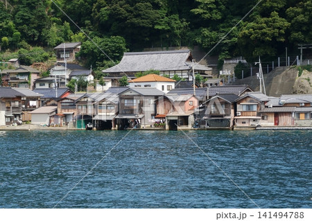 舟屋の並ぶ風景 舟屋の並ぶ風景 141494788