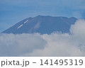 夏の富士山山頂 141495319