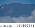 夏の富士山山頂 141495321