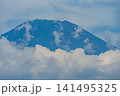 夏の富士山山頂 141495325
