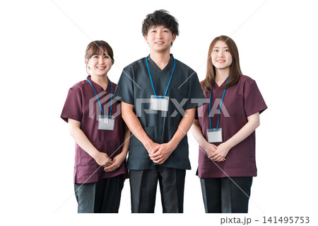 スクラブを着た医師,ドクター,看護師の男女スタッフ 141495753