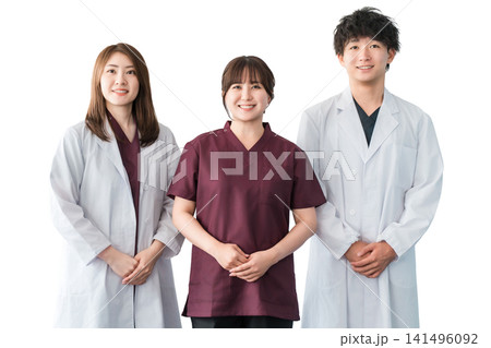 白衣,スクラブを着た医師,ドクター,看護師の医療従事者の男女スタッフ 白衣,スクラブを着た医師,ドクター,看護師の医療従事者の男女スタッフ 141496092