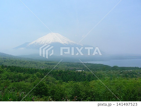 山梨県山中湖、パノラマ台からの「富士山」 山梨県山中湖、パノラマ台からの「富士山」 141497523