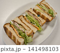 クラブハウスサンド、妻の手作り家庭料理、家庭で楽しむ夕ご飯、幸せ家族、2026/7/23 141498103