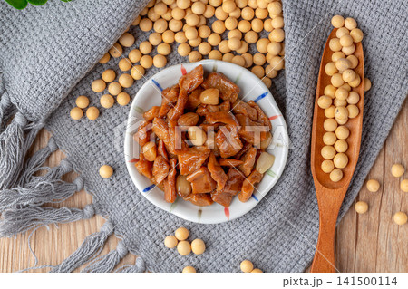 braised firm tofu cubes mixed with peanuts in savory soy sauce braised firm tofu cubes mixed with peanuts in savory soy sauce 141500114