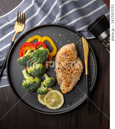 grilled Chicken Breast With Healthy Vegetable Meal grilled Chicken Breast With Healthy Vegetable Meal 141501552