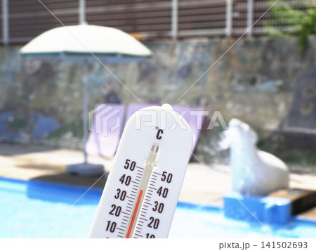 35℃以上の猛暑イメージ 35℃以上の猛暑イメージ 141502693