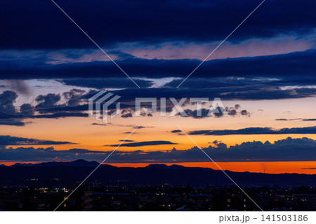 街の夕景 141503186