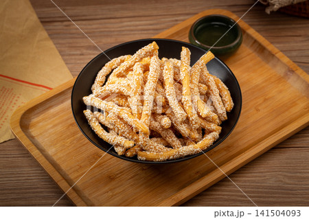 glutinous Rice Sesame Sticks Crunchy Fried Sugar Snacks glutinous Rice Sesame Sticks Crunchy Fried Sugar Snacks 141504093