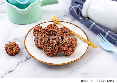 oatmeal Chocolate Crunch Bites Crispy Oat Cereal Cookies 141504268