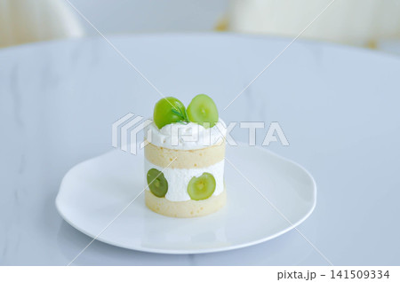 shine muscat cake, shine muscat shortcake or grape cake shine muscat cake, shine muscat shortcake or grape cake 141509334