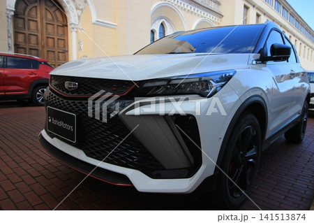 北米・メキシコ・中南米で人気のSUVやピックアップトラックの車両デザイン、オフロード。エクステリア 141513874