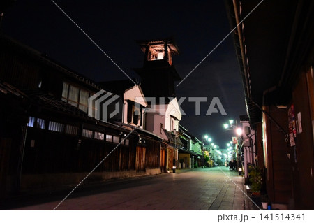 古風な街並みと夜 古風な街並みと夜 141514341