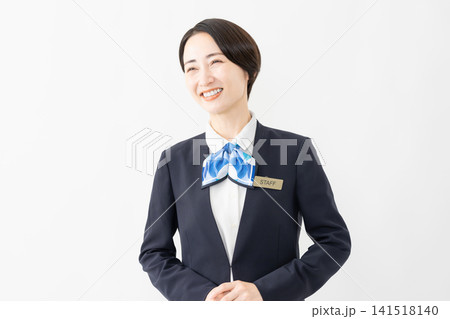 制服を着た受付係の女性 ジョブイメージ 制服を着た受付係の女性 ジョブイメージ 141518140