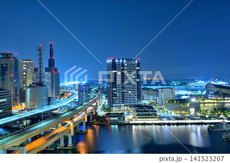 神戸・メリケンパーク周辺の夜景 神戸・メリケンパーク周辺の夜景 141523207