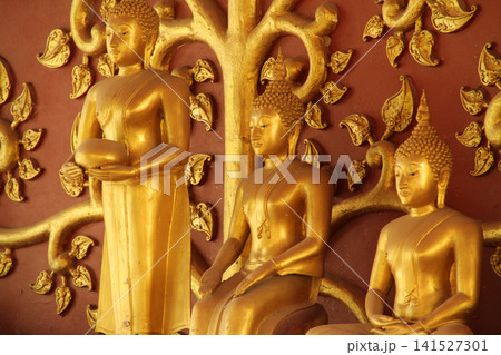 Detail of a temple in Koh Samui, Thailand 141527301
