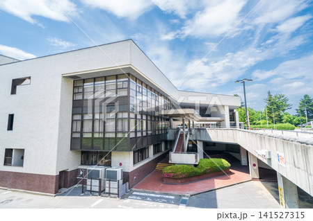 「青森県」青空と八戸市公会堂の風景 「青森県」青空と八戸市公会堂の風景 141527315