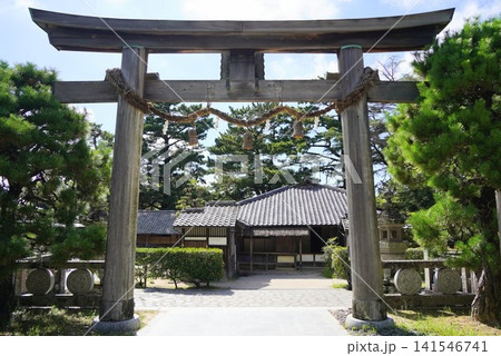 世界遺産・松下村塾の外観(山口県萩市・松陰神社境内) 世界遺産・松下村塾の外観(山口県萩市・松陰神社境内) 141546741