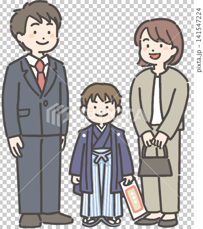 七五三で紋付袴を着た子ども（5歳）と家族 141547224