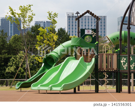 公園の複合遊具 東京都 公園の複合遊具 東京都 141556301