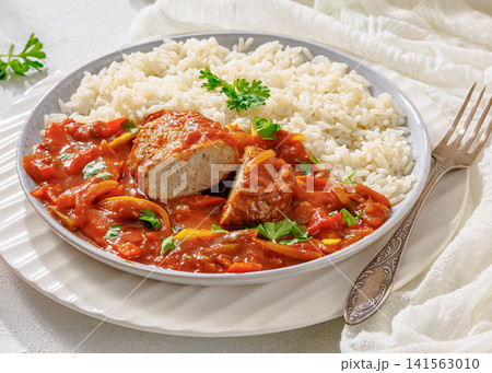 American Ground Meat Patty In Pepper Tomato Sauce American Ground Meat Patty In Pepper Tomato Sauce 141563010