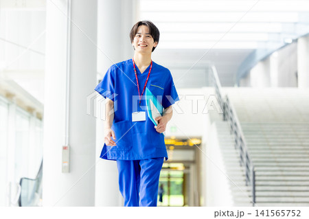 若い医師 若い医師 141565752