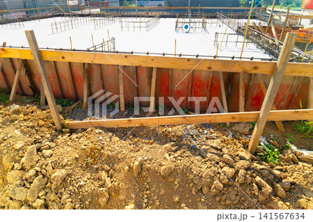 木造住宅・基礎工事 ベタ基礎 木造住宅・基礎工事 ベタ基礎 141567634