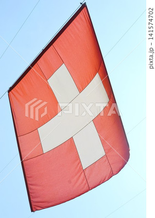 スイスの国旗 141574702