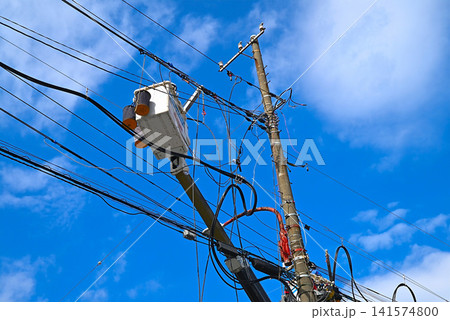 電線電柱工事風景 141574800