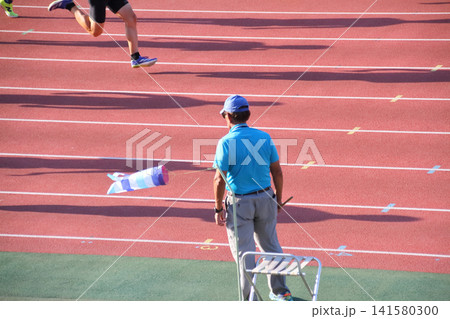 陸上競技の100m走 陸上競技の100m走 141580300