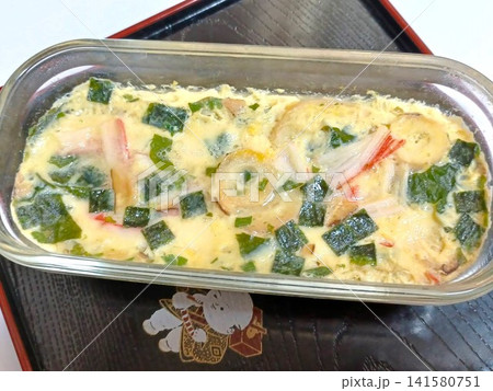 家庭の手作りの茶碗蒸し(電子レンジ調理) 家庭の手作りの茶碗蒸し(電子レンジ調理) 141580751