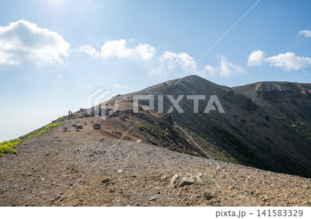晴天の浄土平　吾妻小富士山頂 141583329
