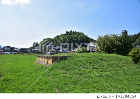 奈良明日香・川原寺跡の塔跡 奈良明日香・川原寺跡の塔跡 141584354