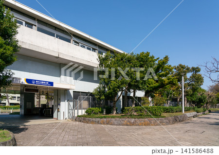 《神奈川県》日本の都市風景 シーサイドライン海の公園南口駅（令和8年3月） 141586488
