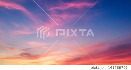 茜色に染まる夕空 茜色に染まる夕空 141586791