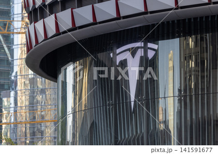 Tesla display room in shopping mall of Futian area, shenzhe Tesla display room in shopping mall of Futian area, shenzhe 141591677