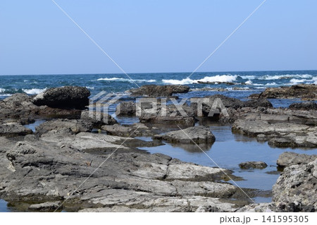 庄内海岸の岩場風景 庄内海岸の岩場風景 141595305