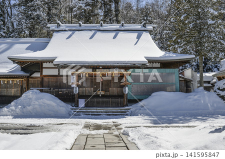 雪の飛騨護国神社(高山市) 拝殿 雪の飛騨護国神社(高山市) 拝殿 141595847