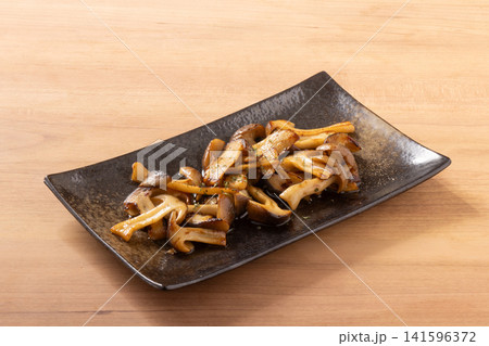 ［長野県産］大粒　ぶなしめじ　バター醤油焼き 141596372