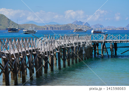 Damaged jetty Damaged jetty 141598083