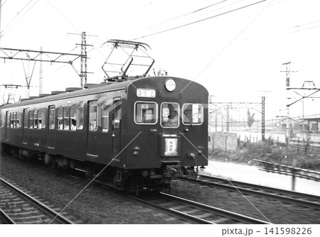 京浜東北線の通勤電車 京浜東北線の通勤電車 141598226
