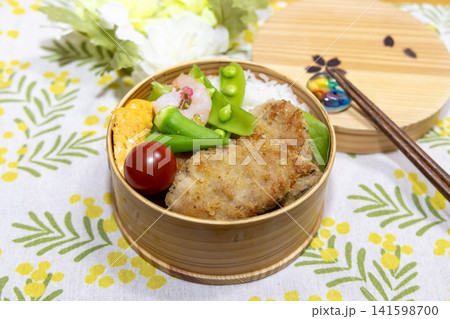 日本の手作り弁当 141598700