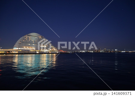 神戸ハーバーランドから見た神戸港の夜景 神戸ハーバーランドから見た神戸港の夜景 141609371