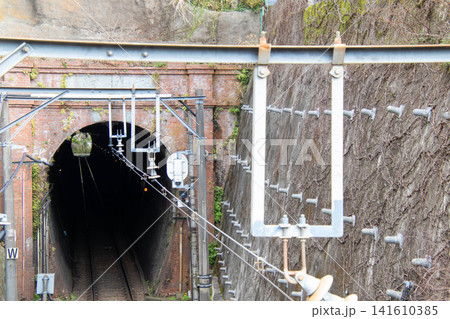 鉄道のトンネル【江ノ電】 鉄道のトンネル【江ノ電】 141610385