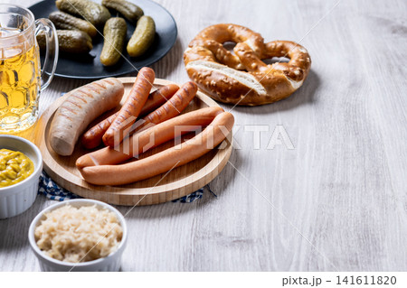 Traditional Oktoberfest food Traditional Oktoberfest food 141611820