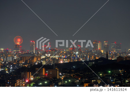 《愛知県》名古屋市の夜景と桑名水郷花火大会の花火 《愛知県》名古屋市の夜景と桑名水郷花火大会の花火 141611924