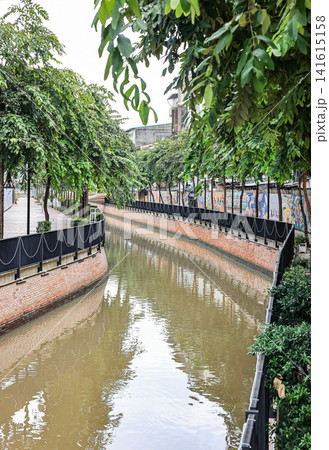 Beautiful drainage gutters or irrigation canal commonly seen in Suburbs residential areas. 141615158