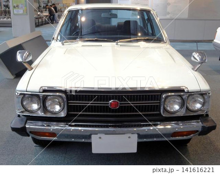白い車 白い車 141616221